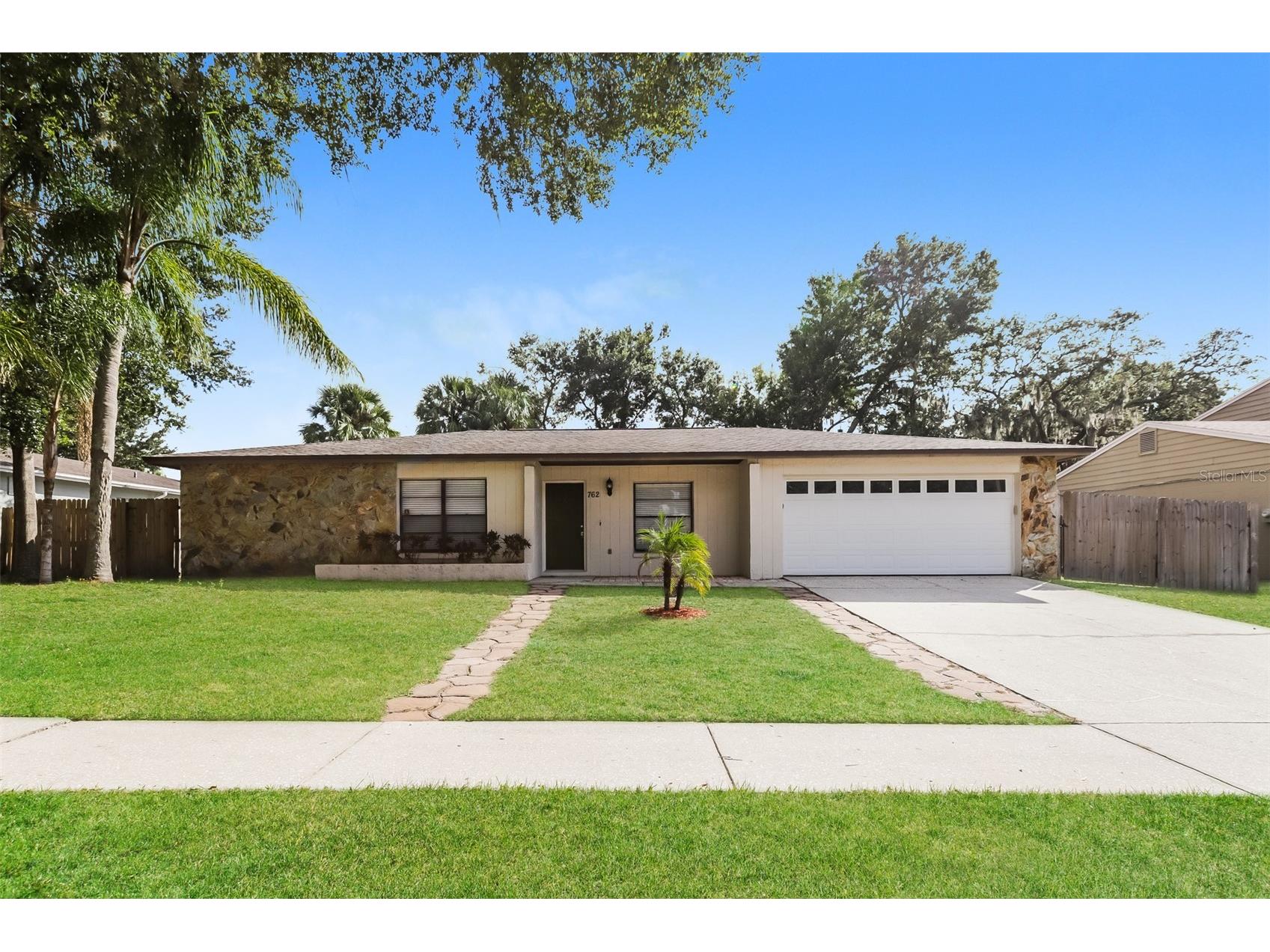 762 Isleton Drive Brandon FL 33511 C7527796 image1
