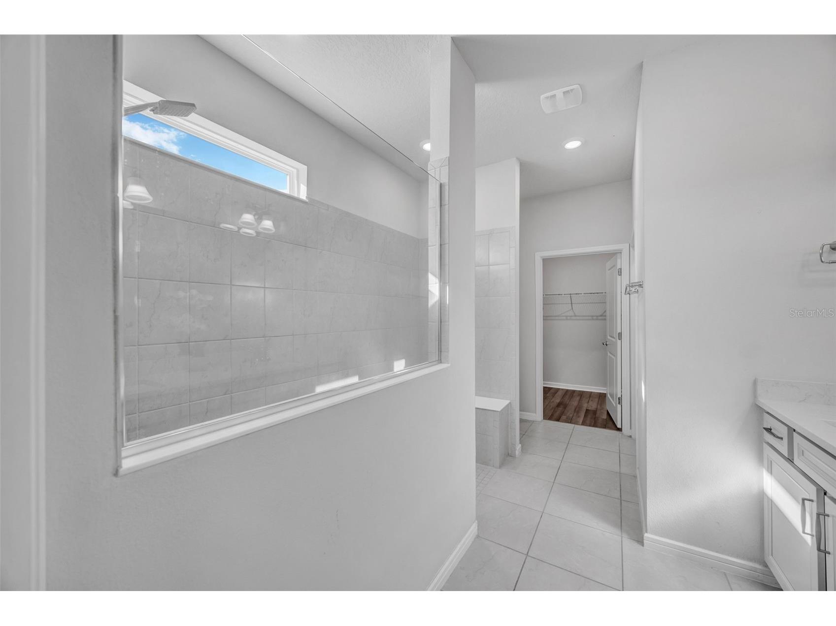 762 Parsons Mooring Court Seffner FL 33584 TB8482231 image17
