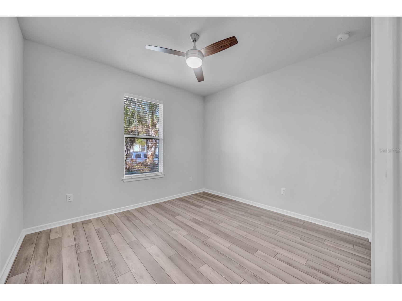 762 Parsons Mooring Court Seffner FL 33584 TB8482231 image24