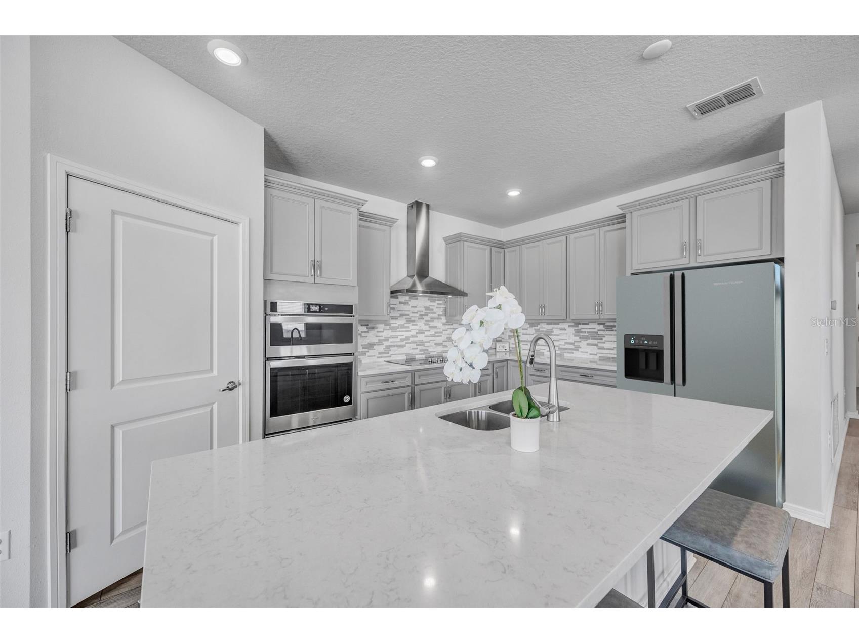 762 Parsons Mooring Court Seffner FL 33584 TB8482231 image5