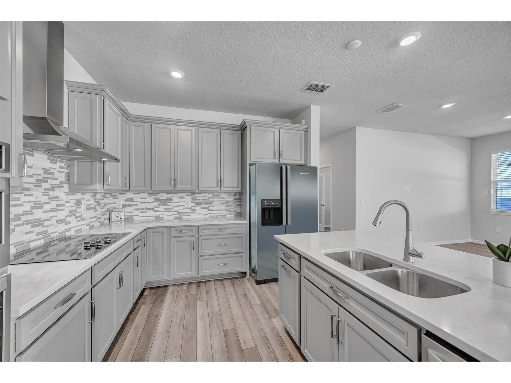 762 Parsons Mooring Court Seffner FL 33584 TB8482231 image6