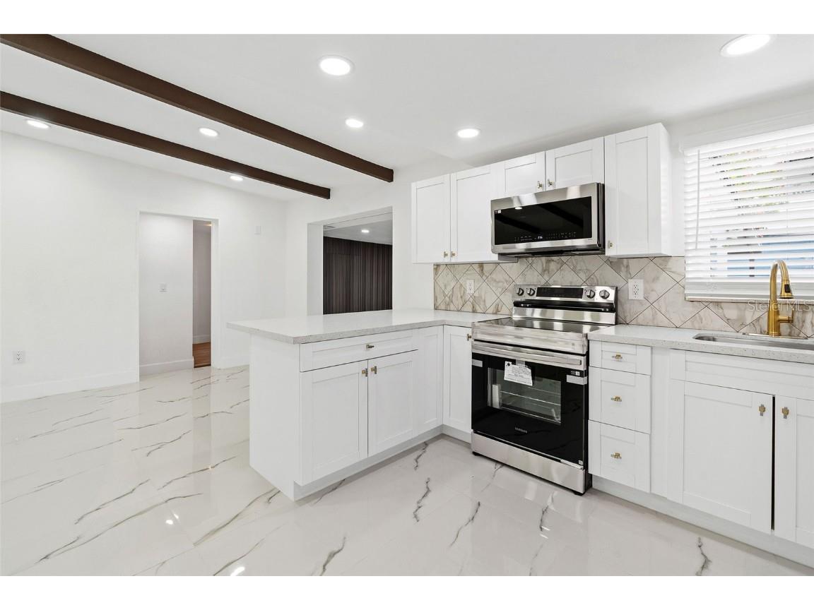 7620 Dennison Drive Tampa FL 33619 S5136024 image12