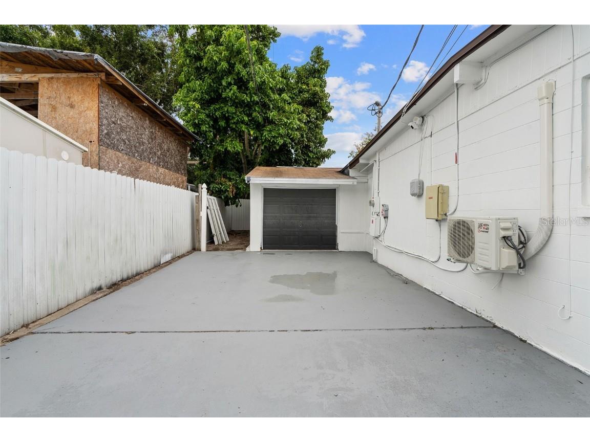 7620 Dennison Drive Tampa FL 33619 S5136024 image28