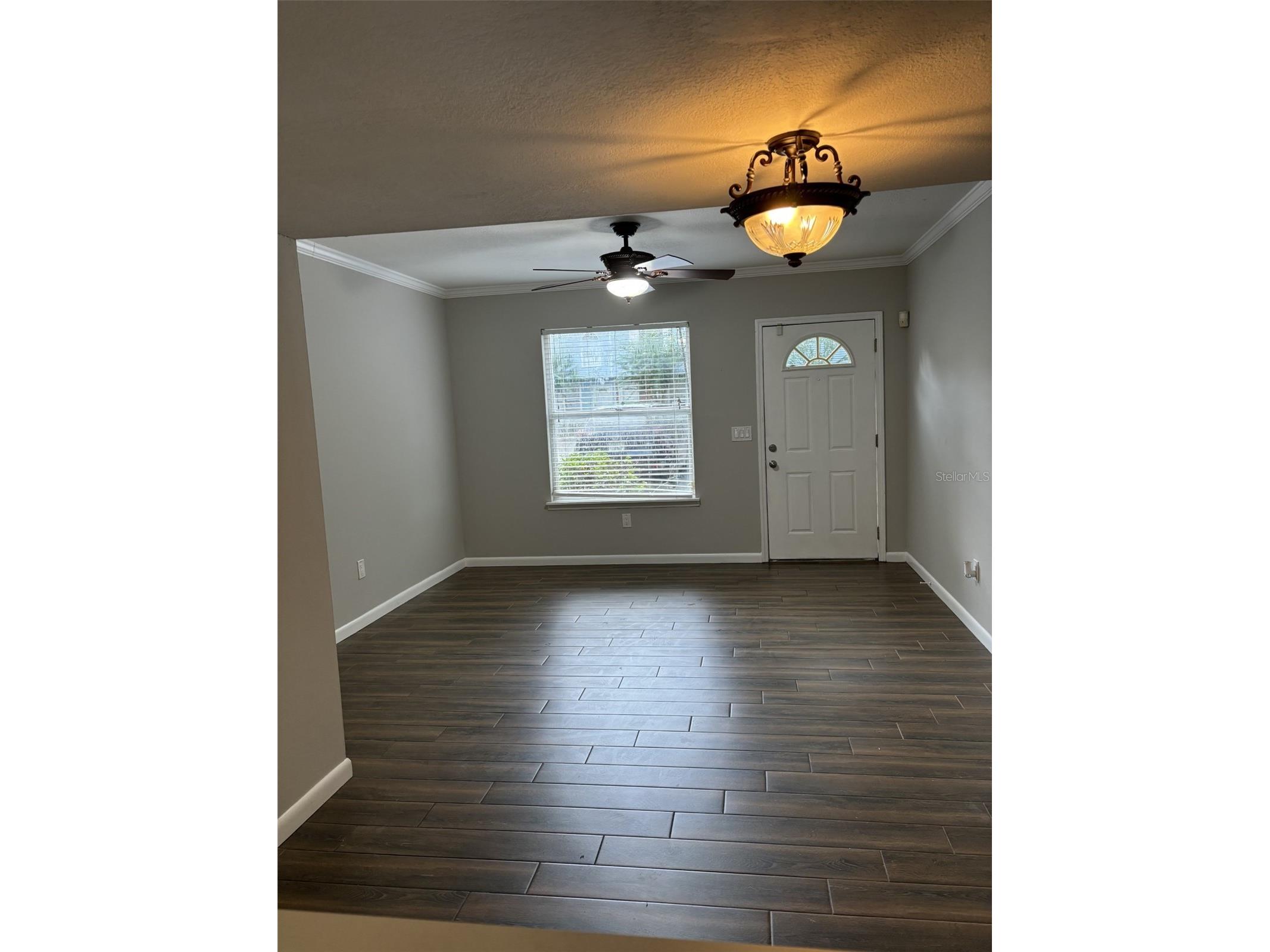 7621 Colonial Court Tampa FL 33615 TB8499698 image2