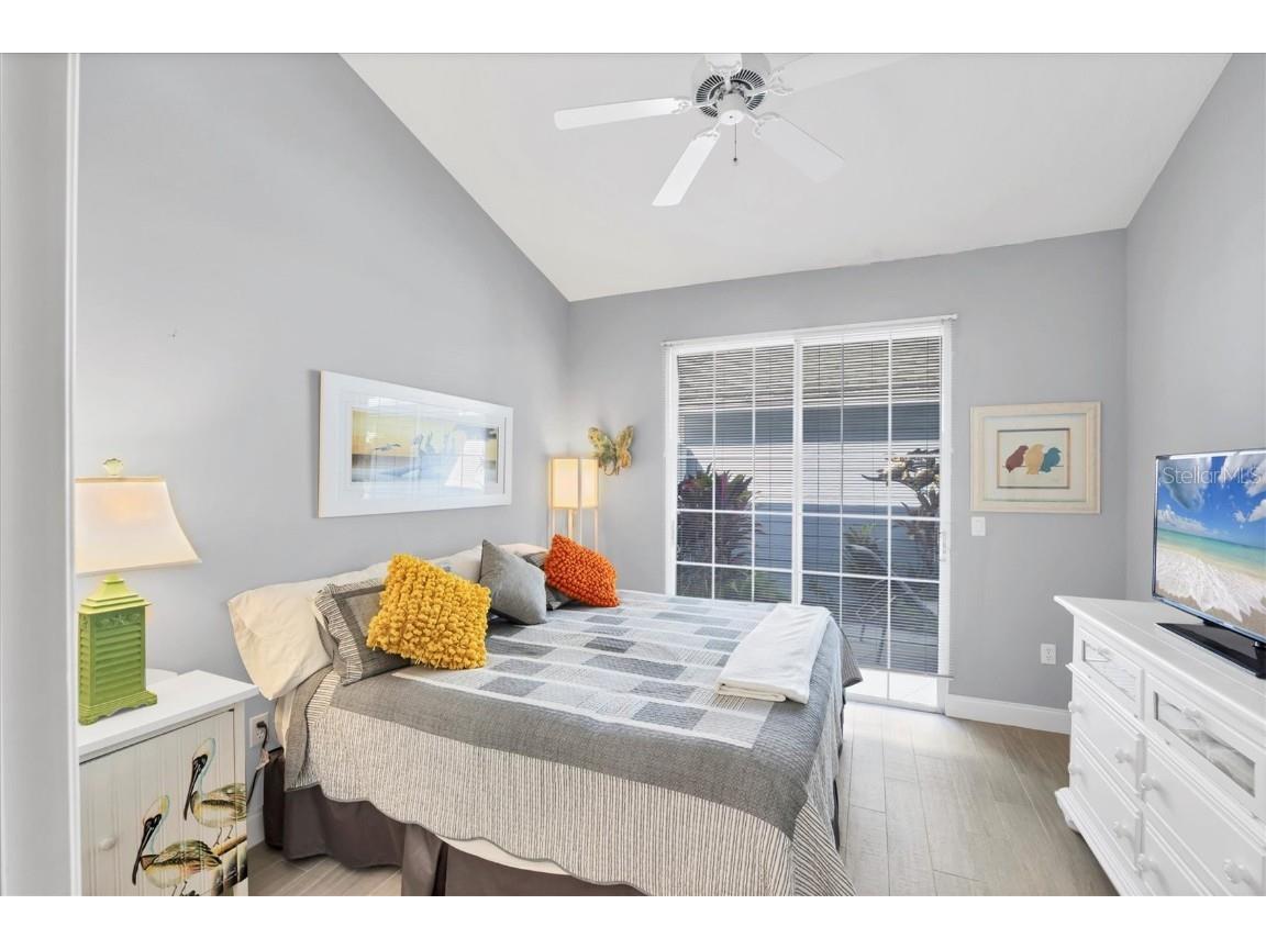 7621 Whitebridge Glen University Park FL 34201 A4673346 image20