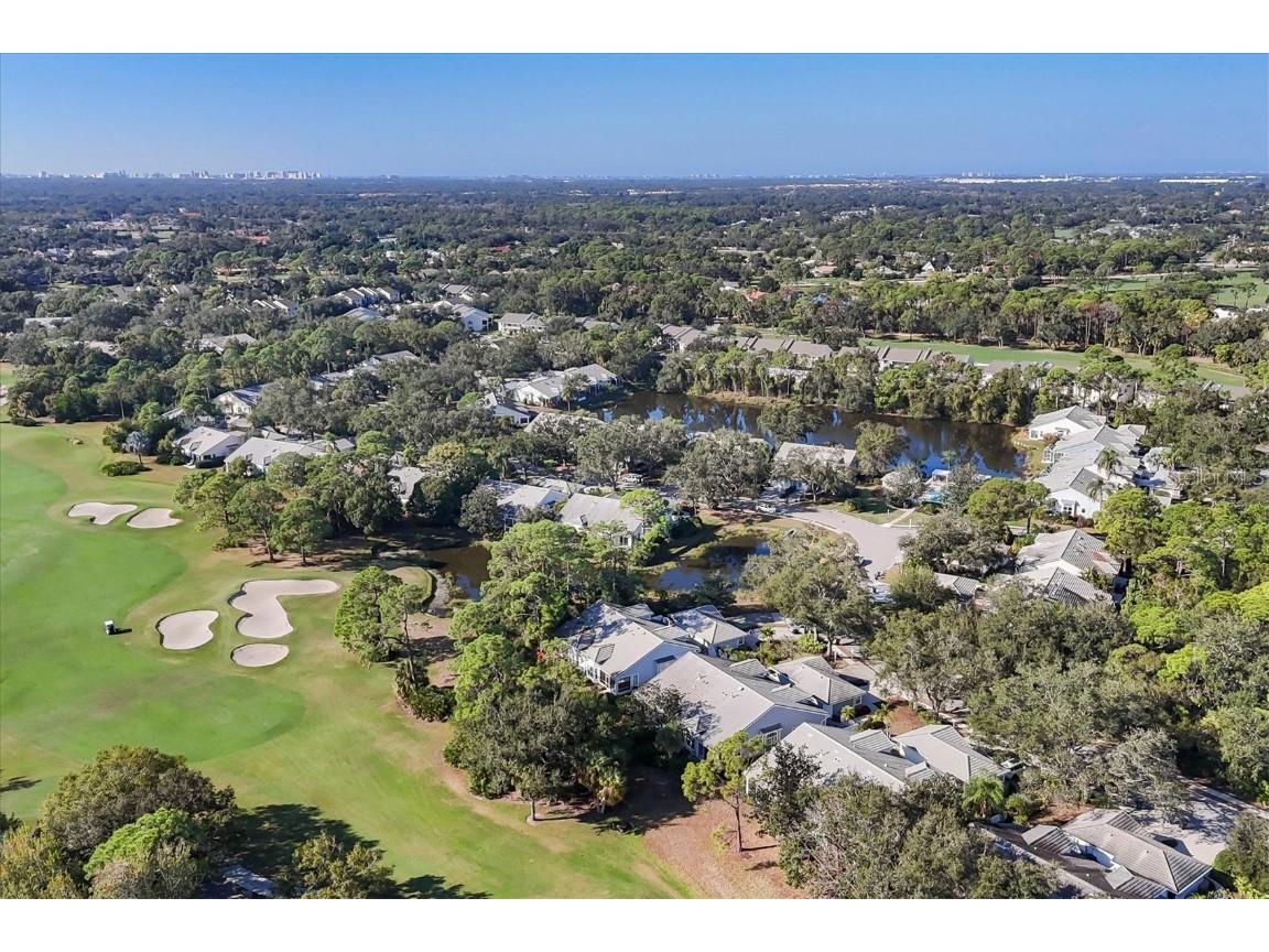 7621 Whitebridge Glen University Park FL 34201 A4673346 image29