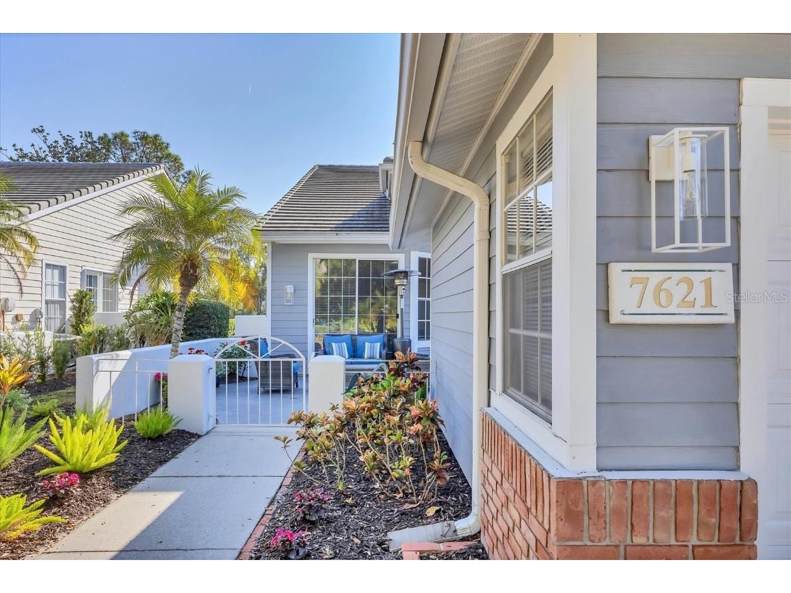 7621 Whitebridge Glen University Park FL 34201 A4673346 image3