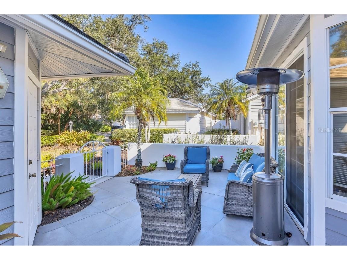 7621 Whitebridge Glen University Park FL 34201 A4673346 image4