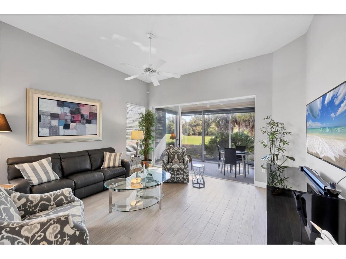 7621 Whitebridge Glen University Park FL 34201 A4673346 image7