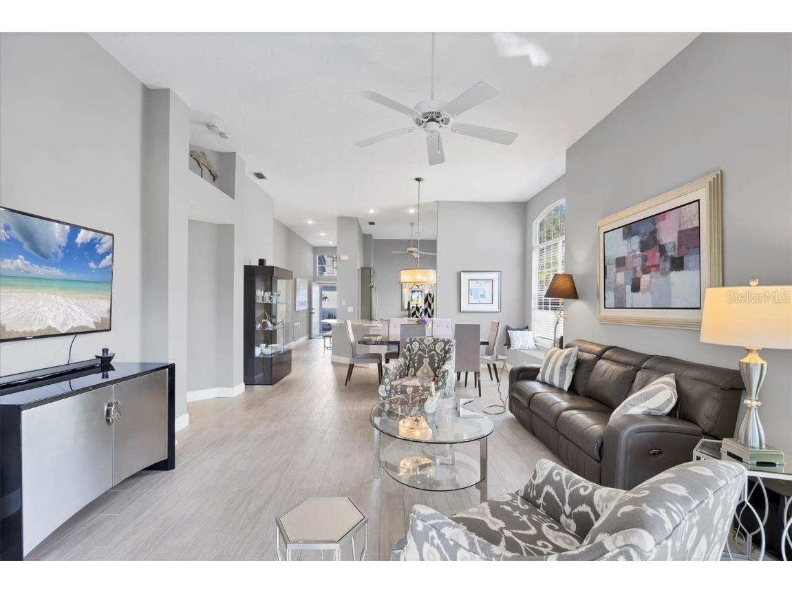 7621 Whitebridge Glen University Park FL 34201 A4673346 image9