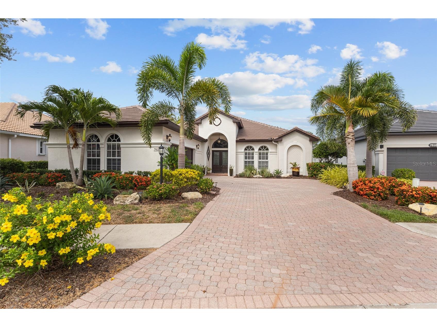 7622 Desert Inn Way Bradenton FL 34202 A4700112 image1