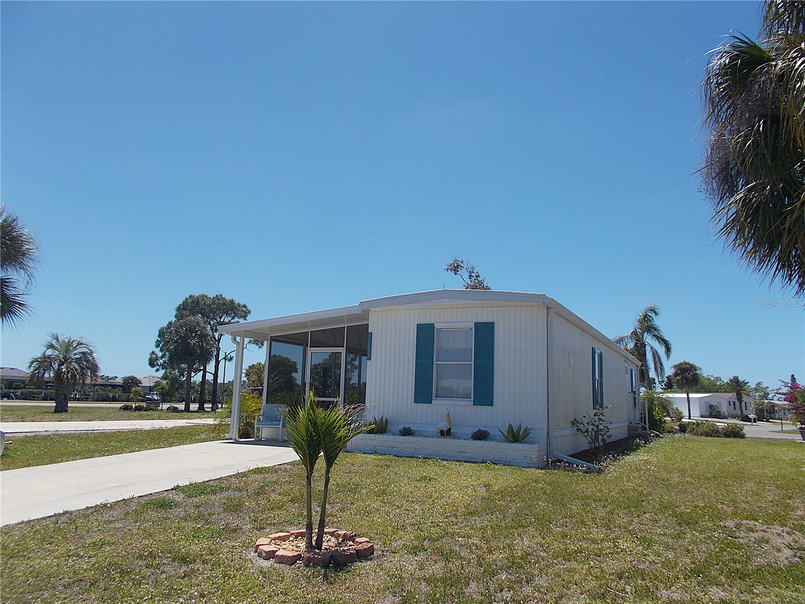 7622 Silage Circle Port Charlotte FL 33981 - BUTTERFORD WATERWAY N6143948 image2