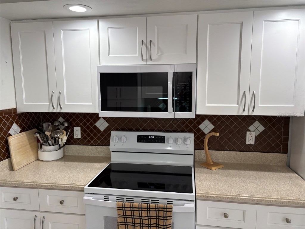 7623 Leighton Circle New Port Richey FL 34654 W7881455 image12