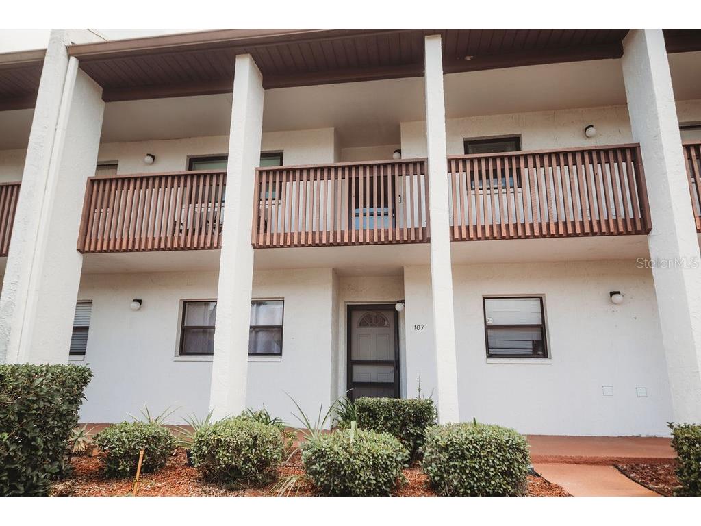 7623 Radcliffe Circle #207 Port Richey FL 34668 W7856438 image1