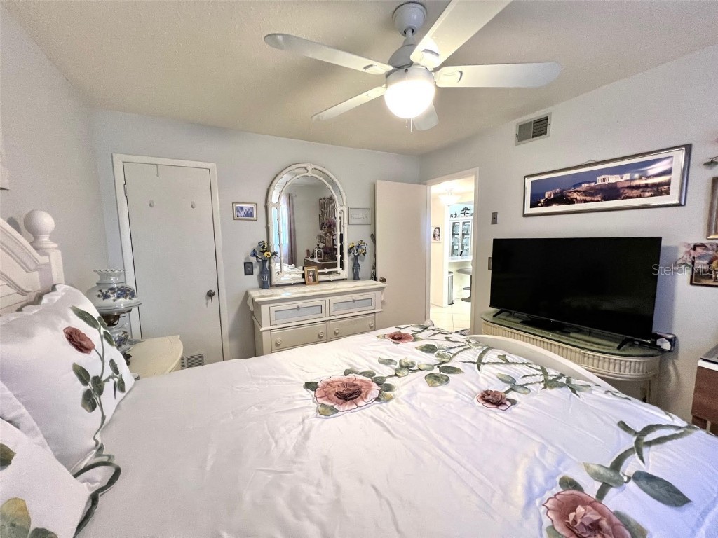 7623 Radcliffe Circle #211A Port Richey FL 34668 TB8348217 image25