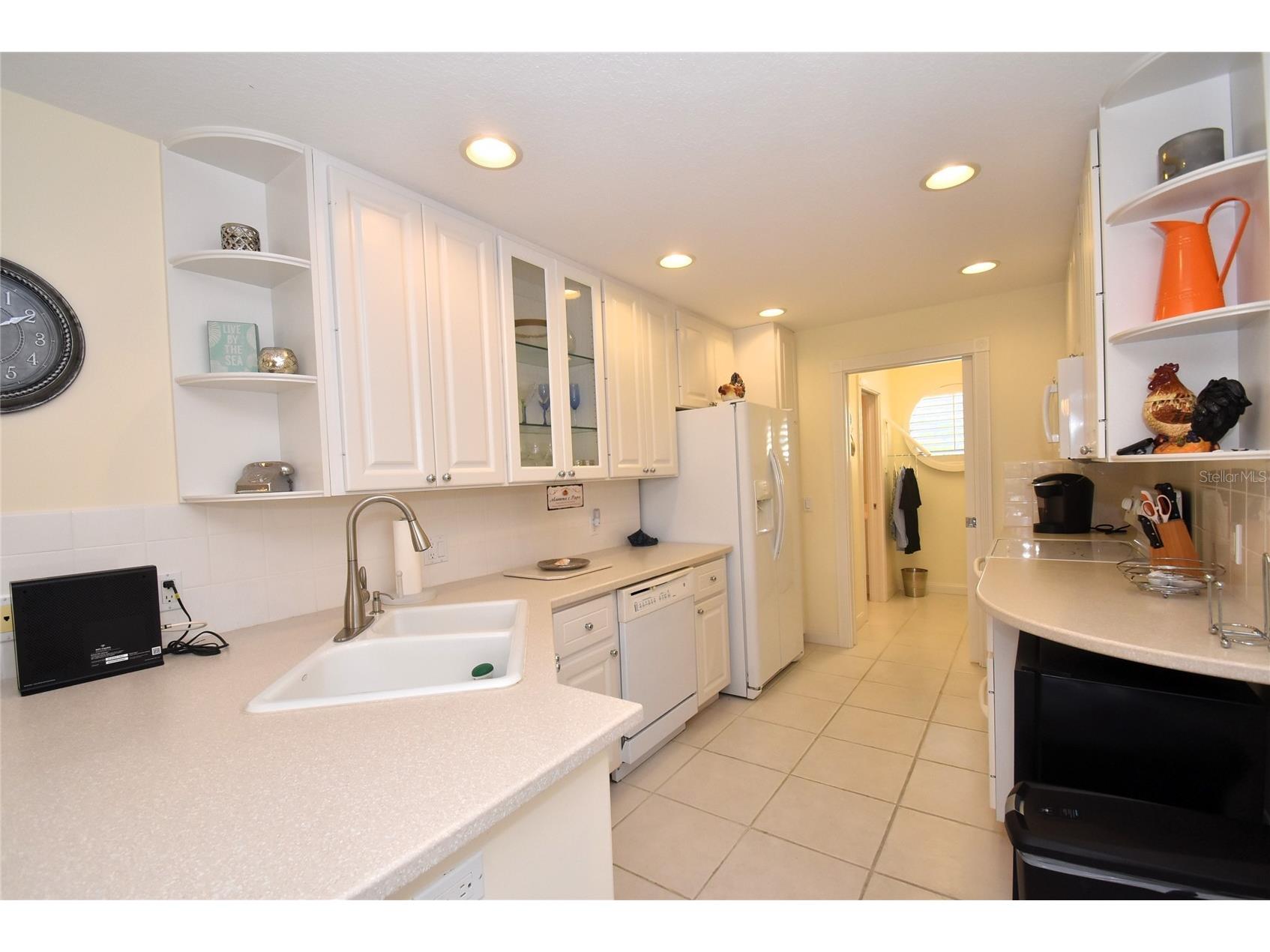 7624 Bergamo Avenue #4B Sarasota FL 34238 A4639026 image11
