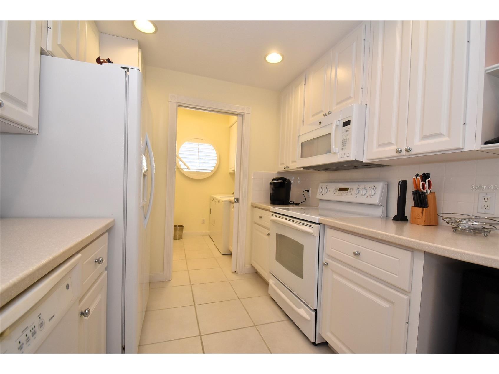 7624 Bergamo Avenue #4B Sarasota FL 34238 A4639026 image12