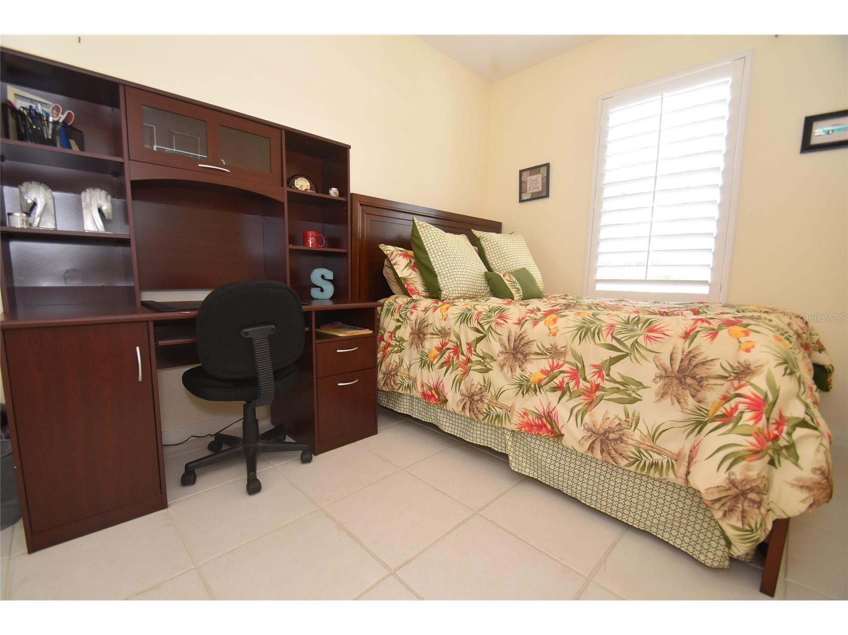 7624 Bergamo Avenue #4B Sarasota FL 34238 A4639026 image19