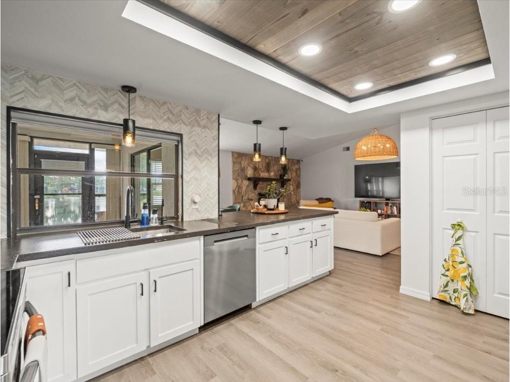 7624 Summertree Lane New Port Richey FL 34653 TB8430498 image20