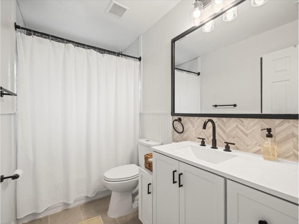 7624 Summertree Lane New Port Richey FL 34653 TB8430498 image36