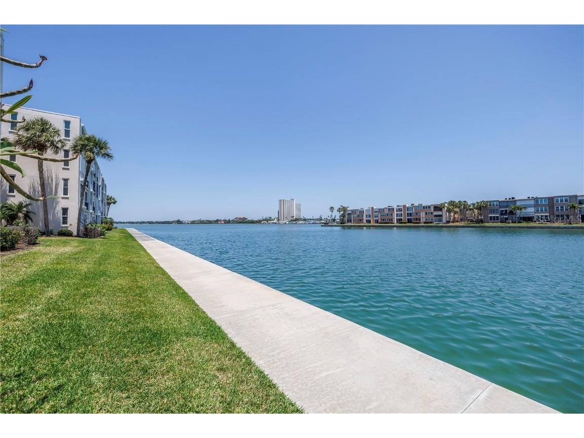 7625 Sun Island Drive S #106 South Pasadena FL 33707 TB8380070 image2