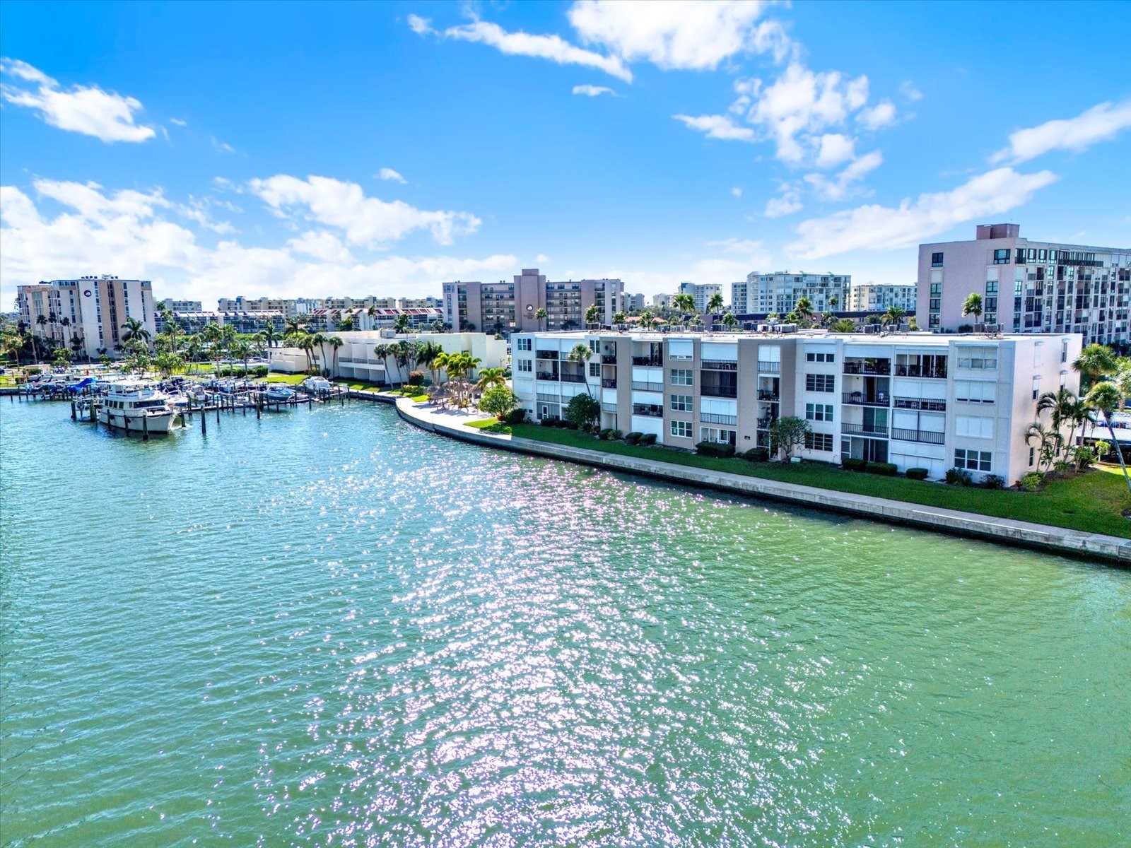 7625 Sun Island Drive S #107 South Pasadena FL 33707 TB8468479 image1