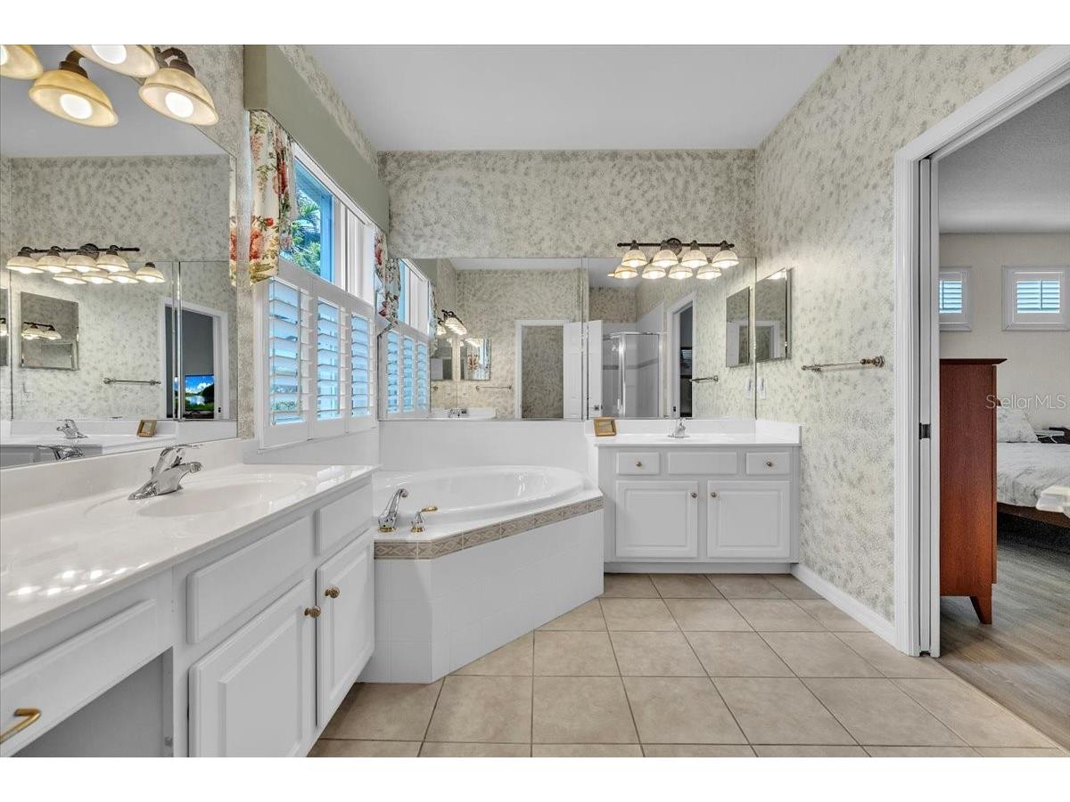 7626 Desert Inn Way Lakewood Ranch FL 34202 A4682721 image30