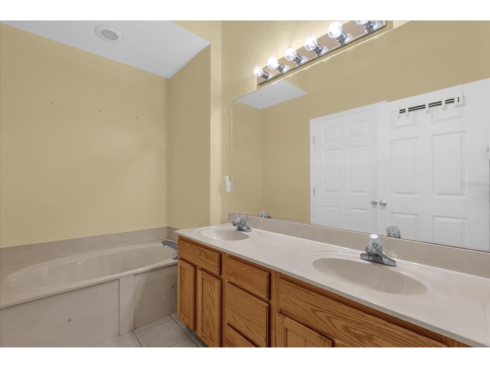 7627 Bay Port Road #55 Orlando FL 32819 O6392222 image20