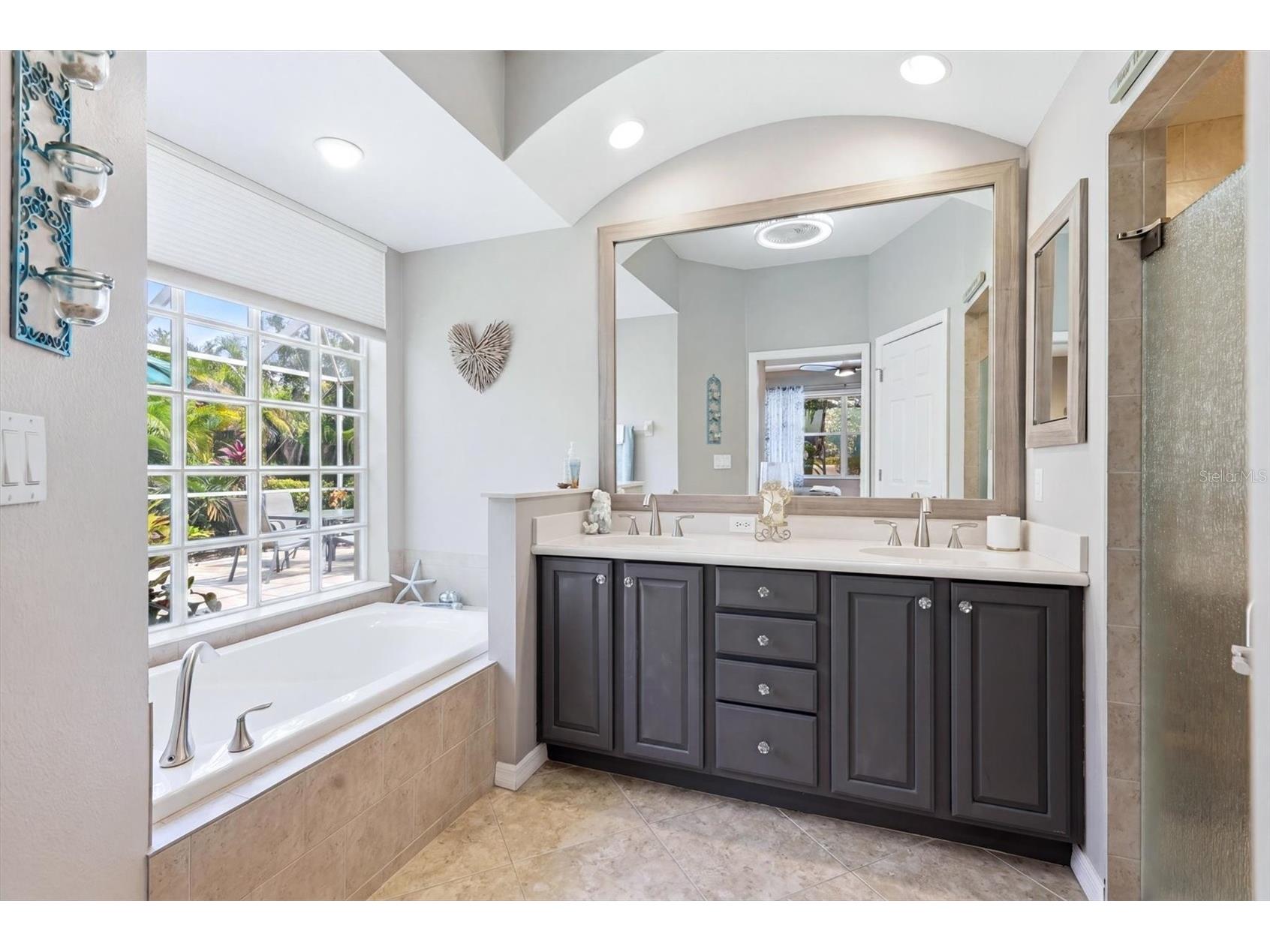 7627 Birds Eye Terrace Bradenton FL 34203 A4691118 image29