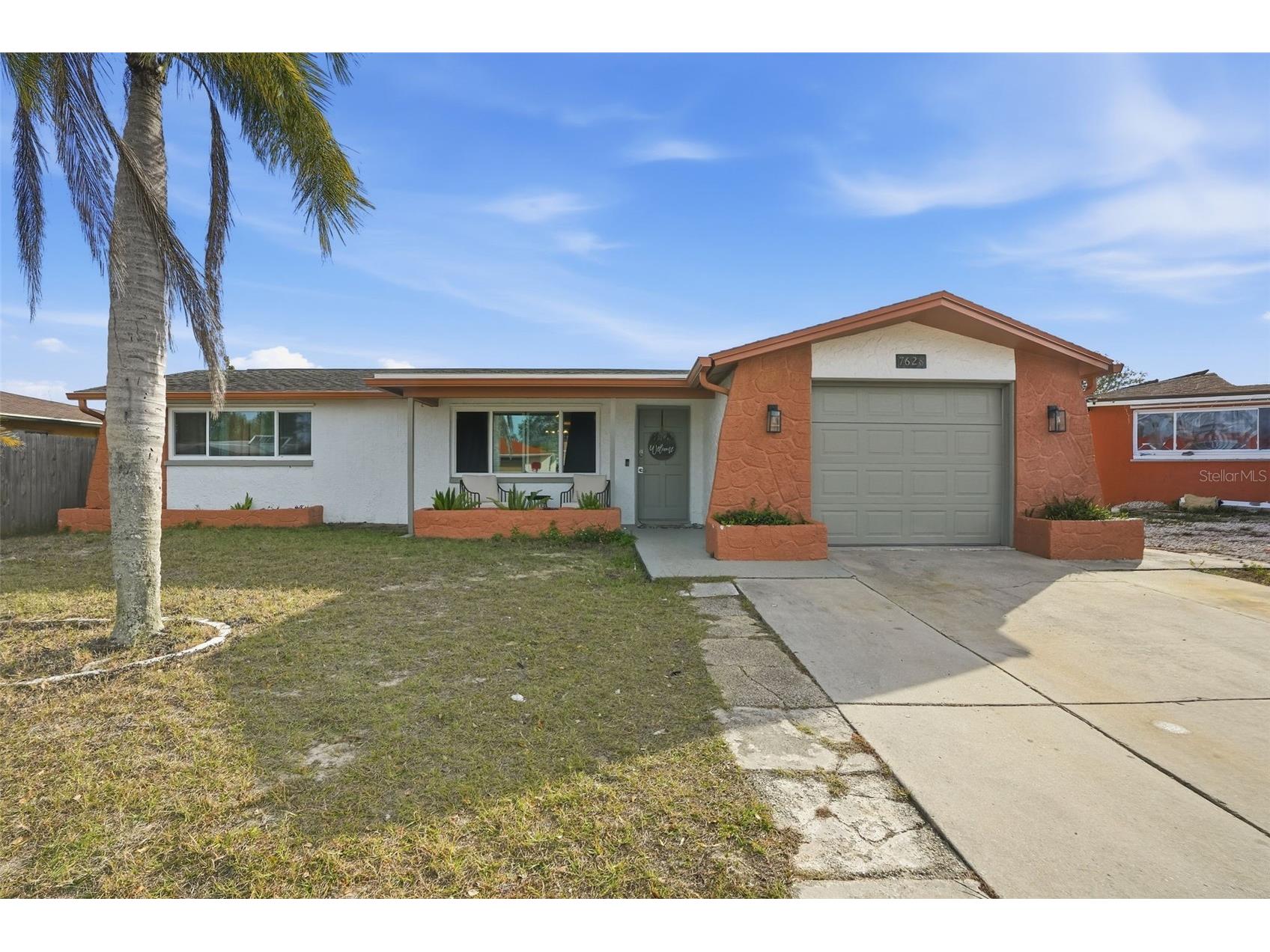 7628 Dale Drive Port Richey FL 34668 W7882311 image1