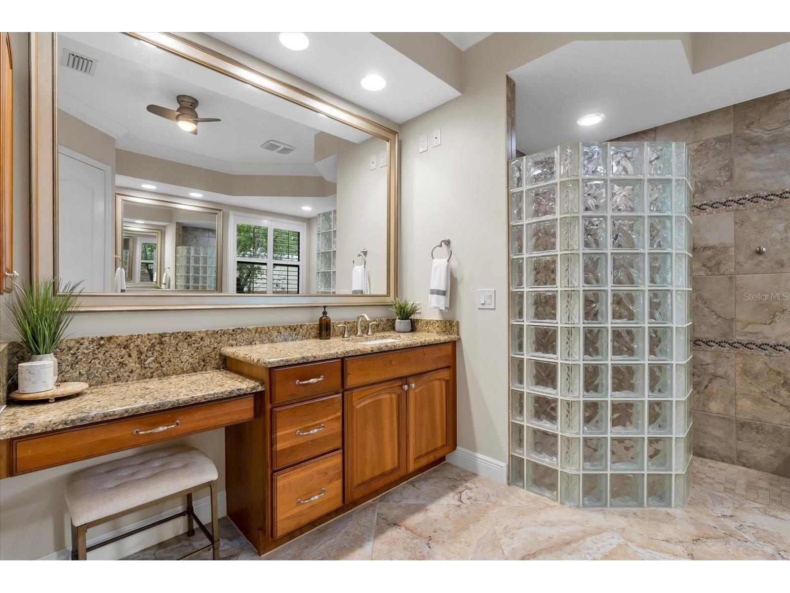 7628 Haddington Cove Lakewood Ranch FL 34202 A4678007 image40