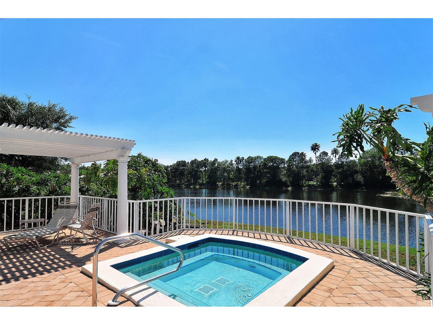 7628 Whitebridge Glen University Park FL 34201 A4678915 image28