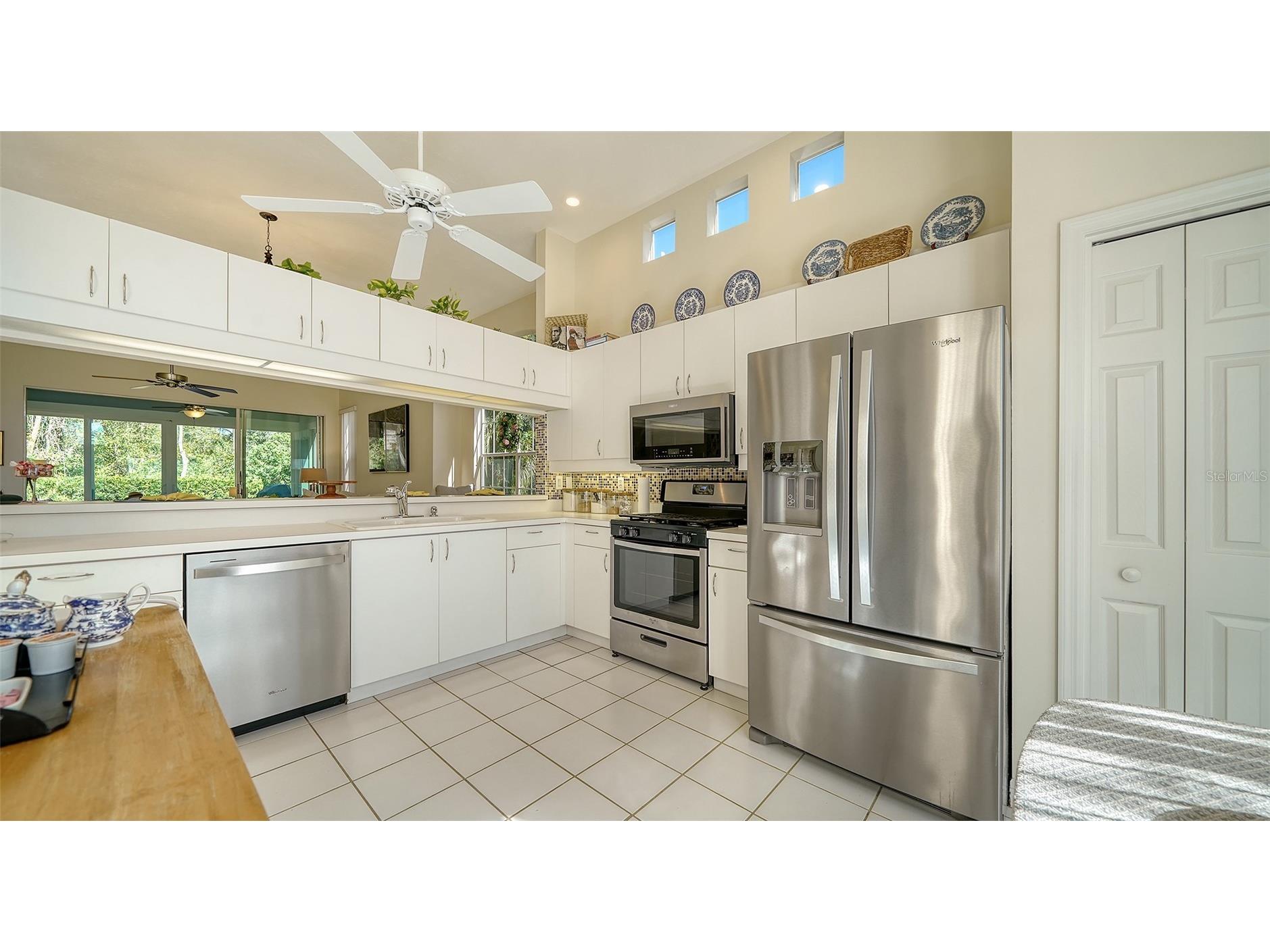 7628 Whitebridge Glen University Park FL 34201 A4678915 image8