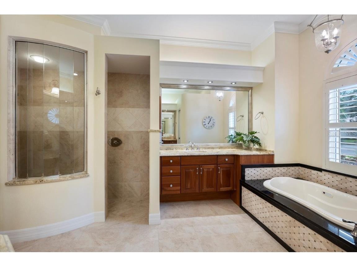 7629 Harrington Lane Bradenton FL 34202 A4669002 image40