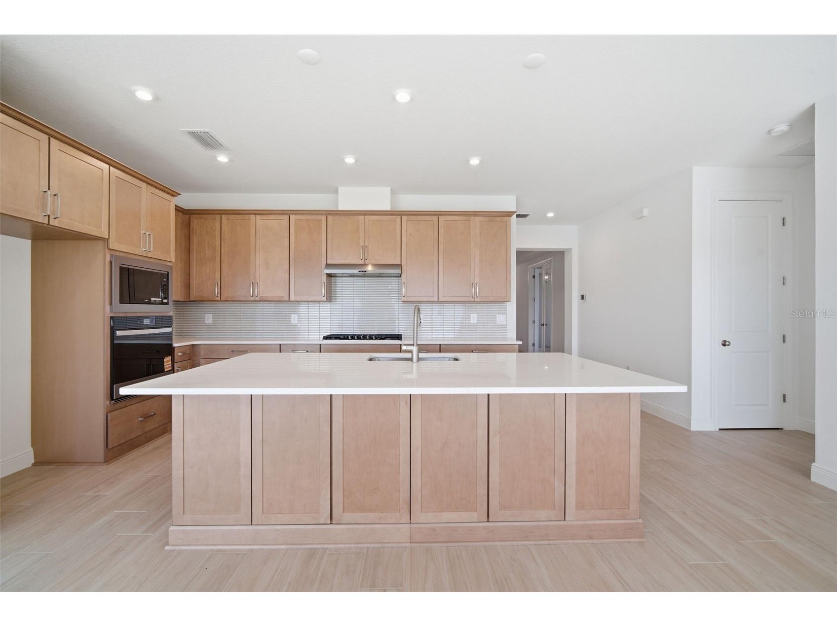 7629 Marina Bay Cove Palmetto FL 34221 TB8464559 image48