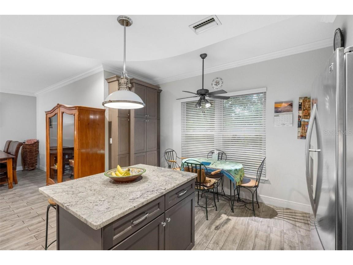 763 Date Palm Lane Saint Petersburg FL 33707 TB8421610 image6