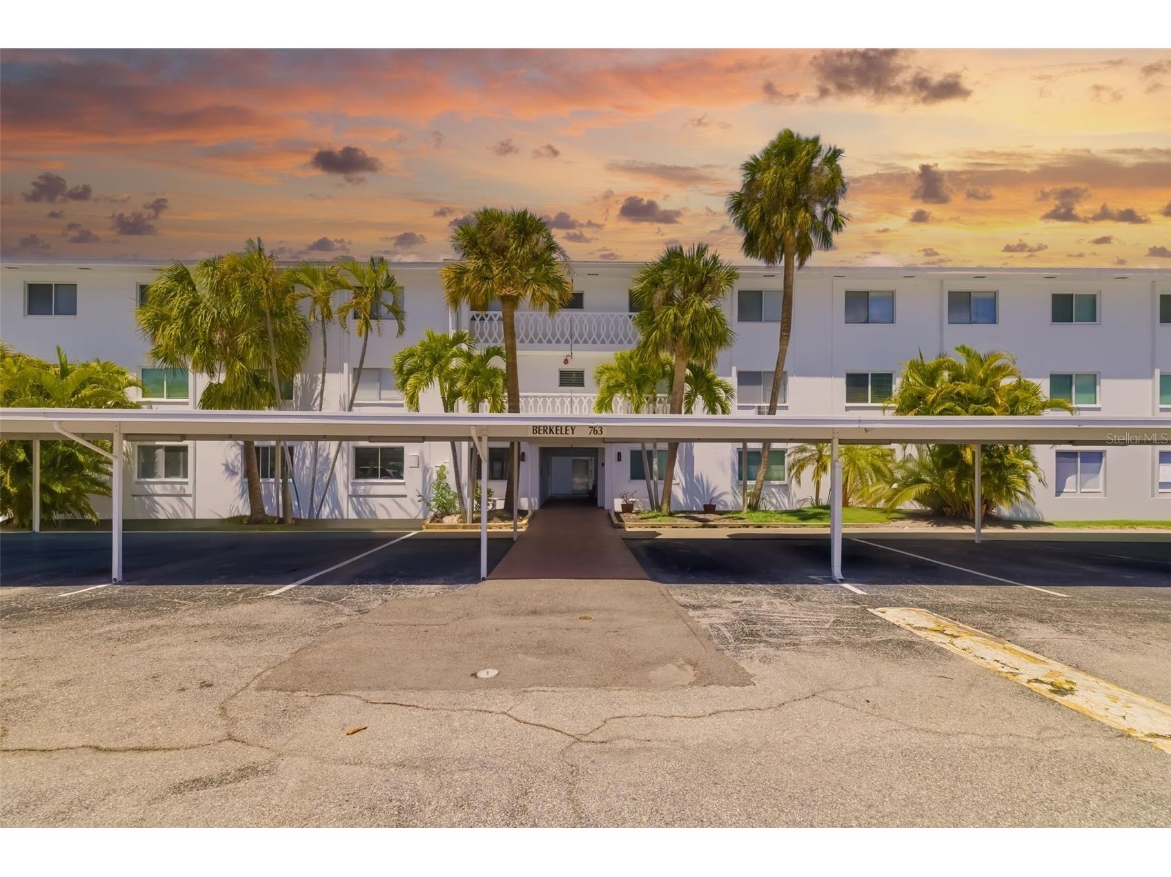 763 John Ringling Boulevard #22 Sarasota FL 34236 A4690386 image2