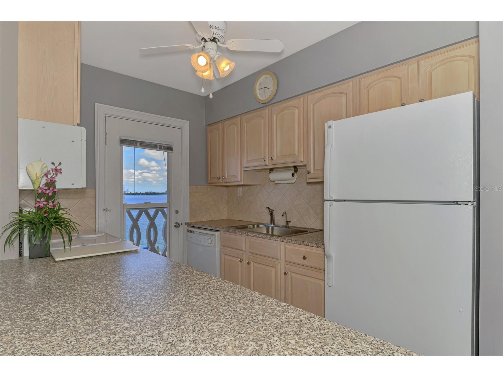 763 John Ringling Boulevard #34 Sarasota FL 34236 - SARASOTA BAY A4684018 image23
