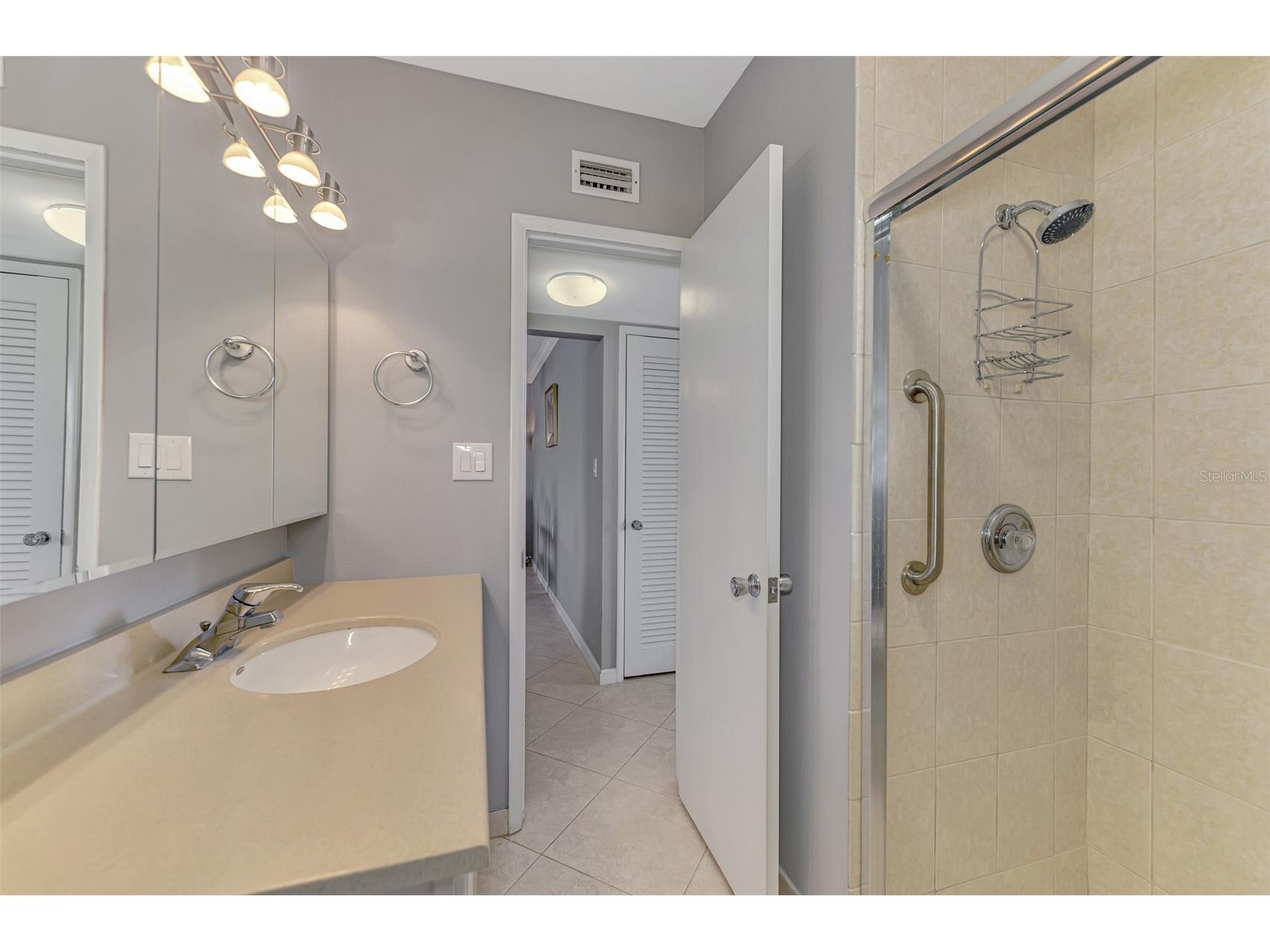 763 John Ringling Boulevard #34 Sarasota FL 34236 - SARASOTA BAY A4684018 image31