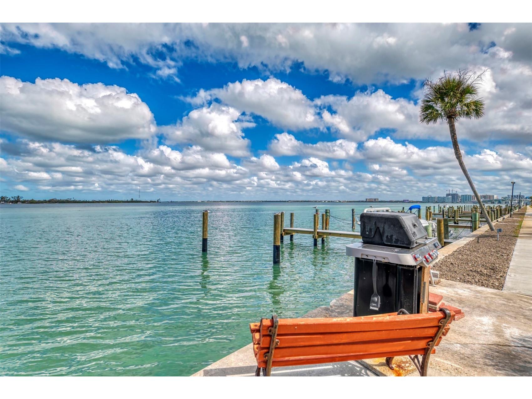 763 John Ringling Boulevard #34 Sarasota FL 34236 - SARASOTA BAY A4684018 image5