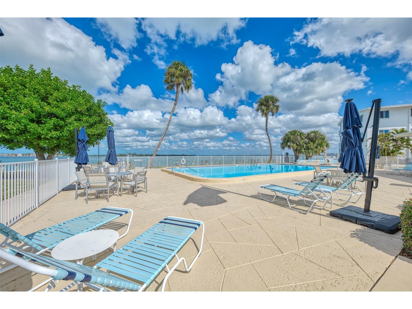 763 John Ringling Boulevard #34 Sarasota FL 34236 - SARASOTA BAY A4684018 image55