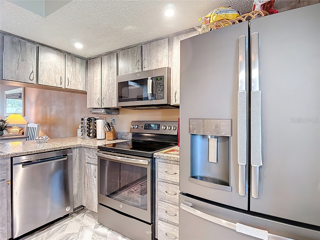 7630 Danube Drive Hudson FL 34667 W7880171 image35