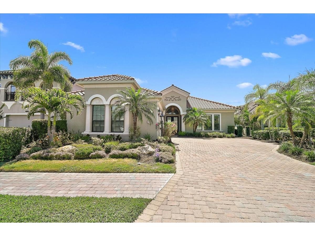 7630 Windy Hill Cove Bradenton FL 34202 A4693799 image2
