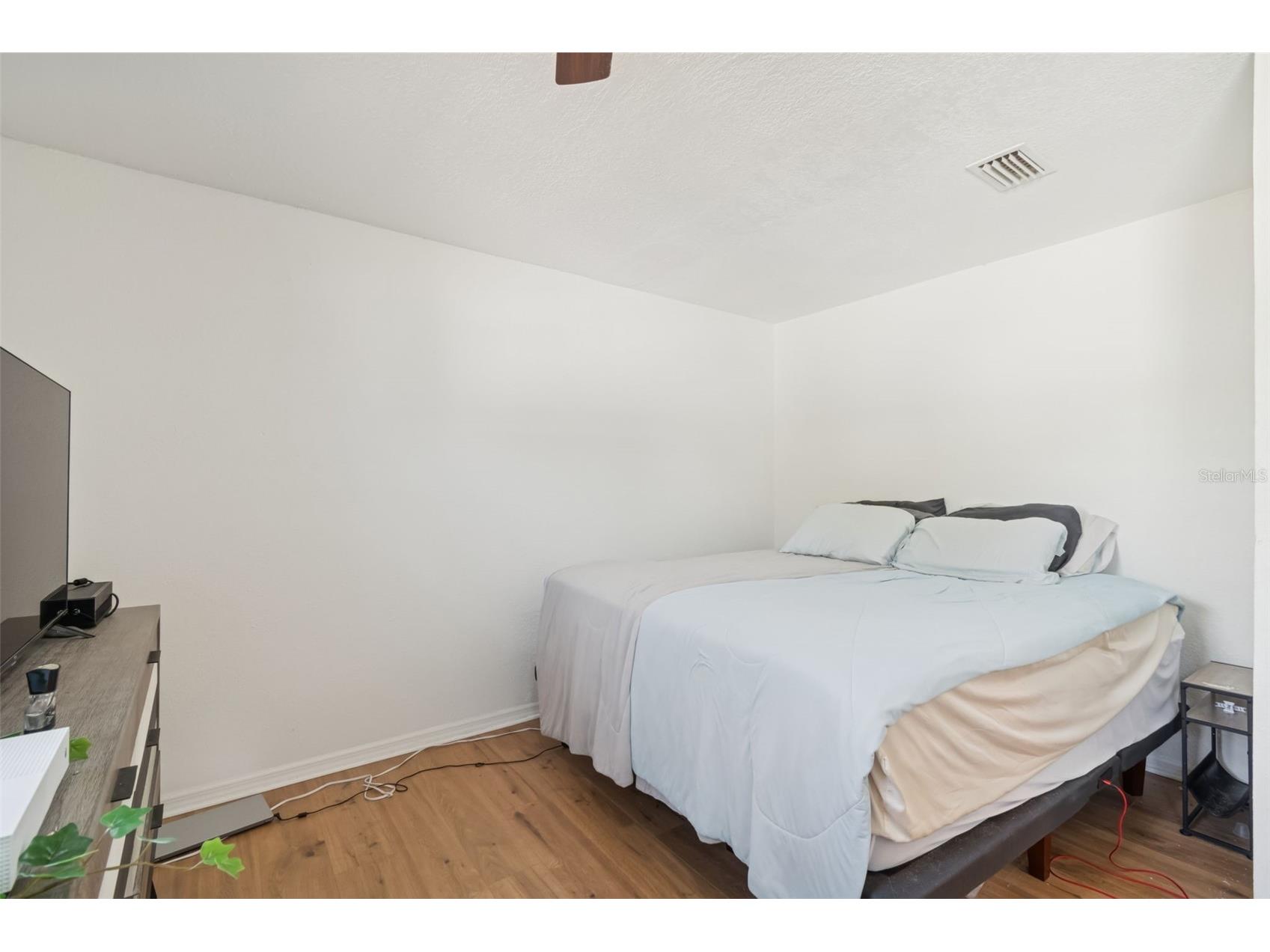 7631 18th Way N Saint Petersburg FL 33702 TB8463386 image18