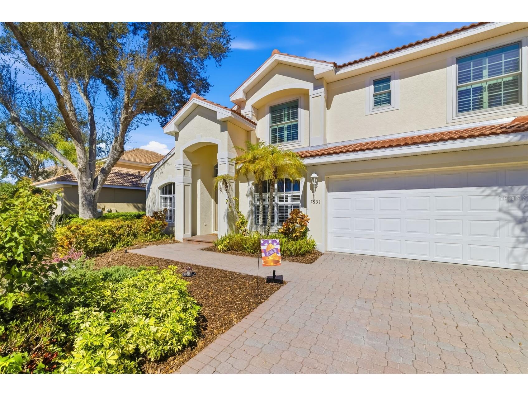 7631 Desert Inn Way Lakewood Ranch FL 34202 A4683760 image2