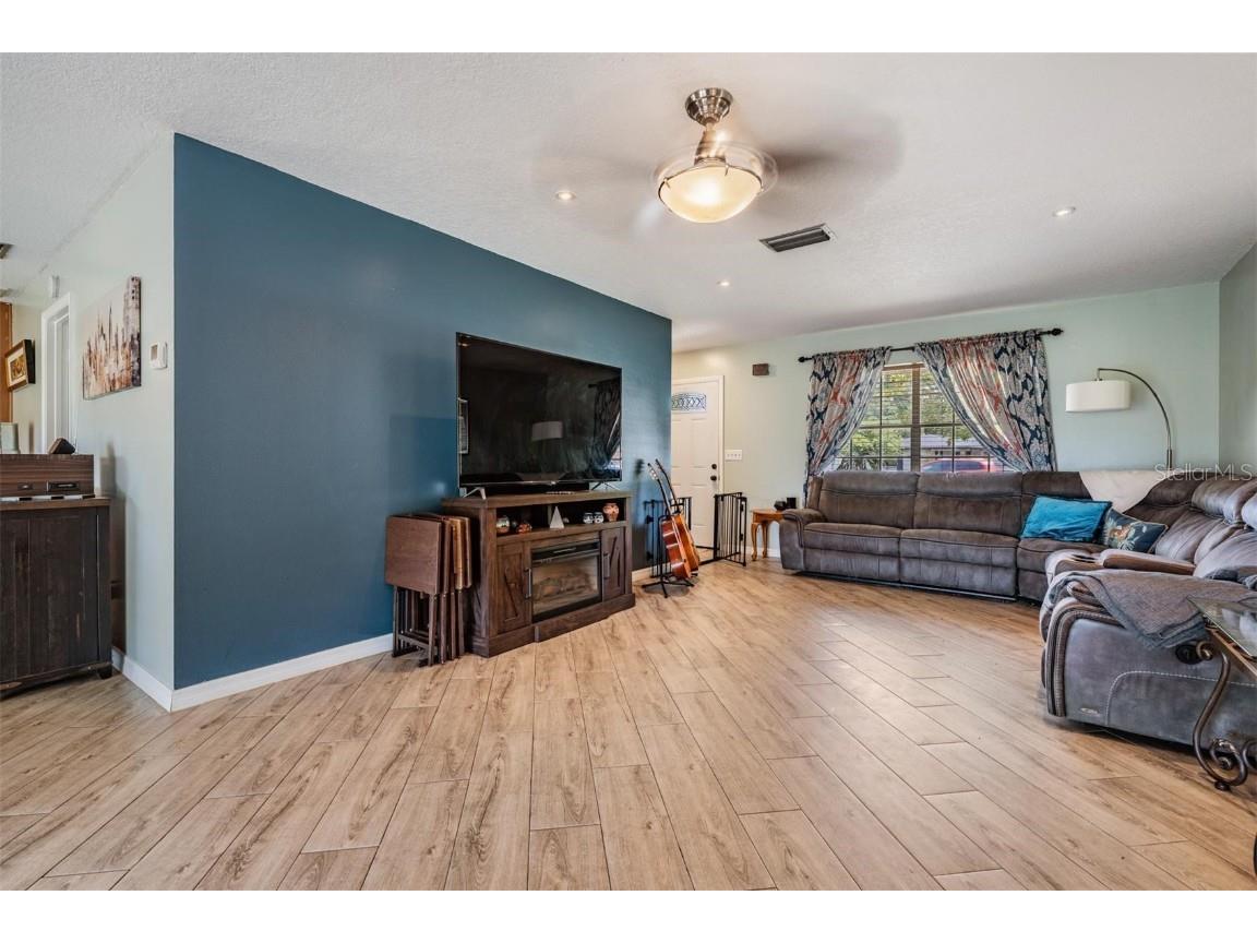 7631 Pinehurst Drive Spring Hill FL 34606 TB8434906 image6