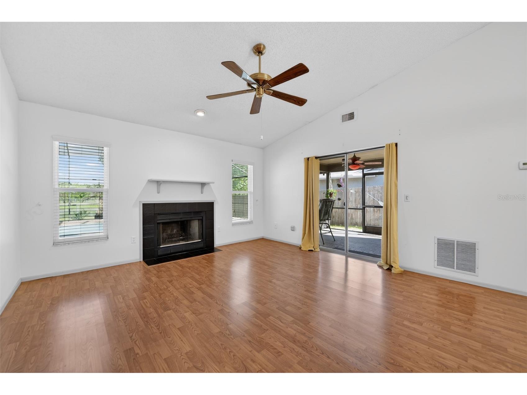 7632 Lakeside Woods Drive Orlando FL 32810 TB8510354 image10
