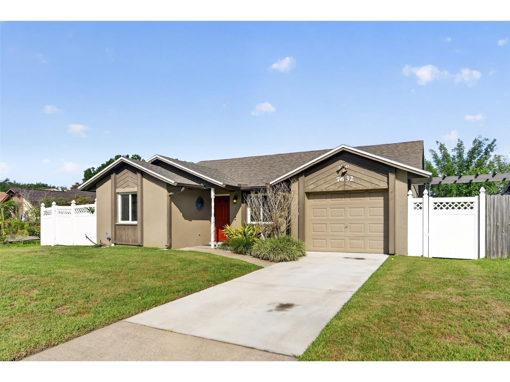 7632 Lakeside Woods Drive Orlando FL 32810 TB8510354 image4