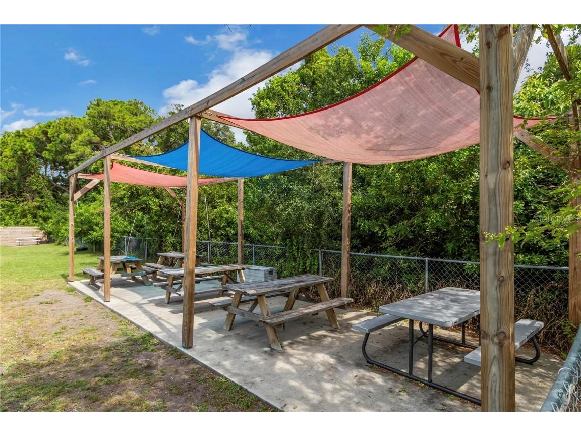 7633 131st Street Seminole FL 33776 TB8412093 image7