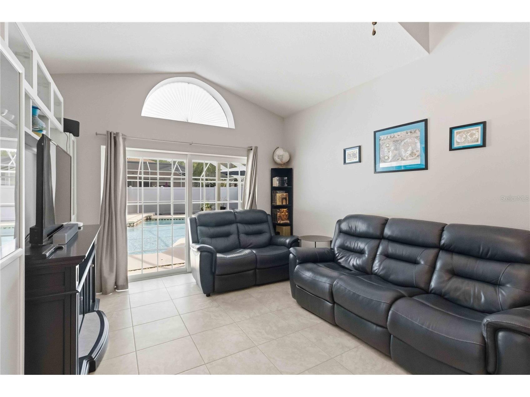 7633 Clovelly Park Place Apollo Beach FL 33572 TB8494803 image6